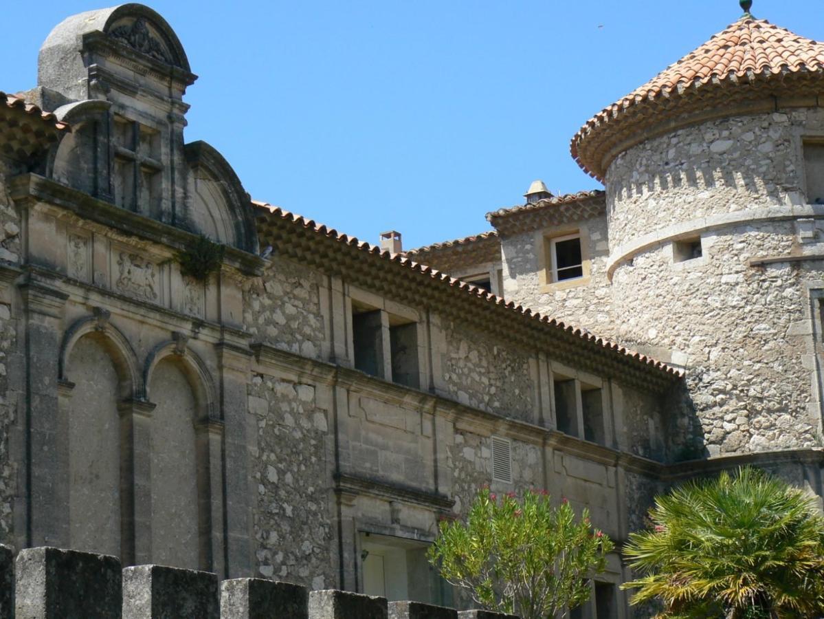 Charmante Maisonnette Au Coeur Du Village La Roque-d'Antheron Buitenkant foto